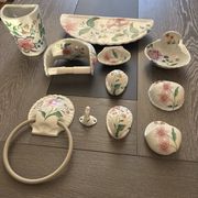 Ensemble salle de bain porcelaine de Paris