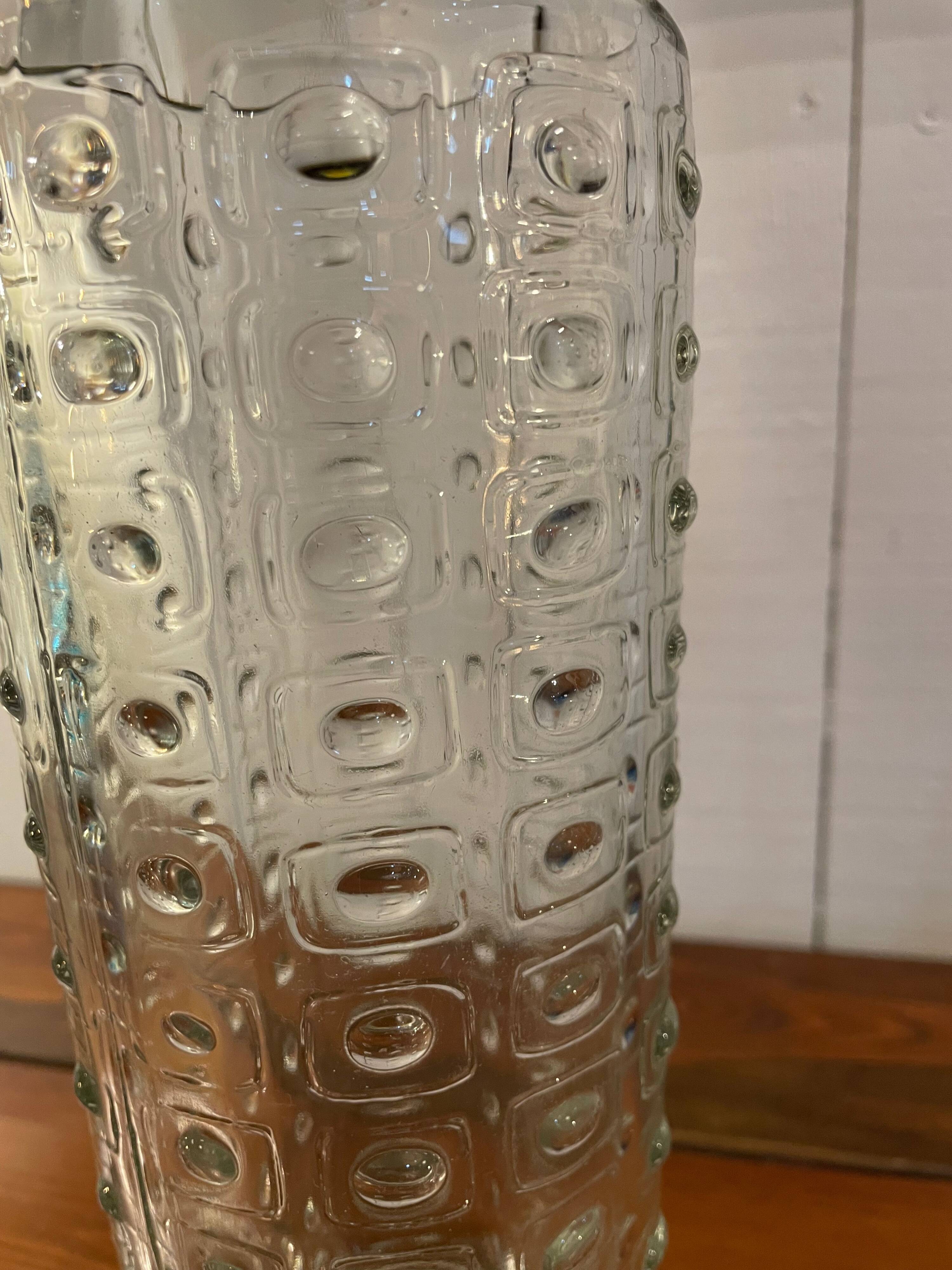 Cylindrical glass vase
