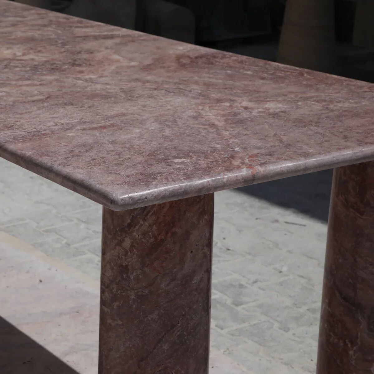 Mario rectangle dining table