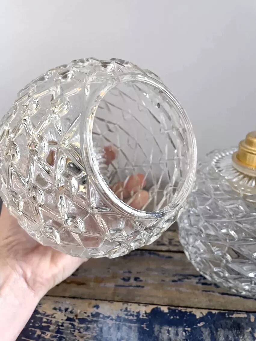 Set of two vintage portable lamps in chiseled glass
