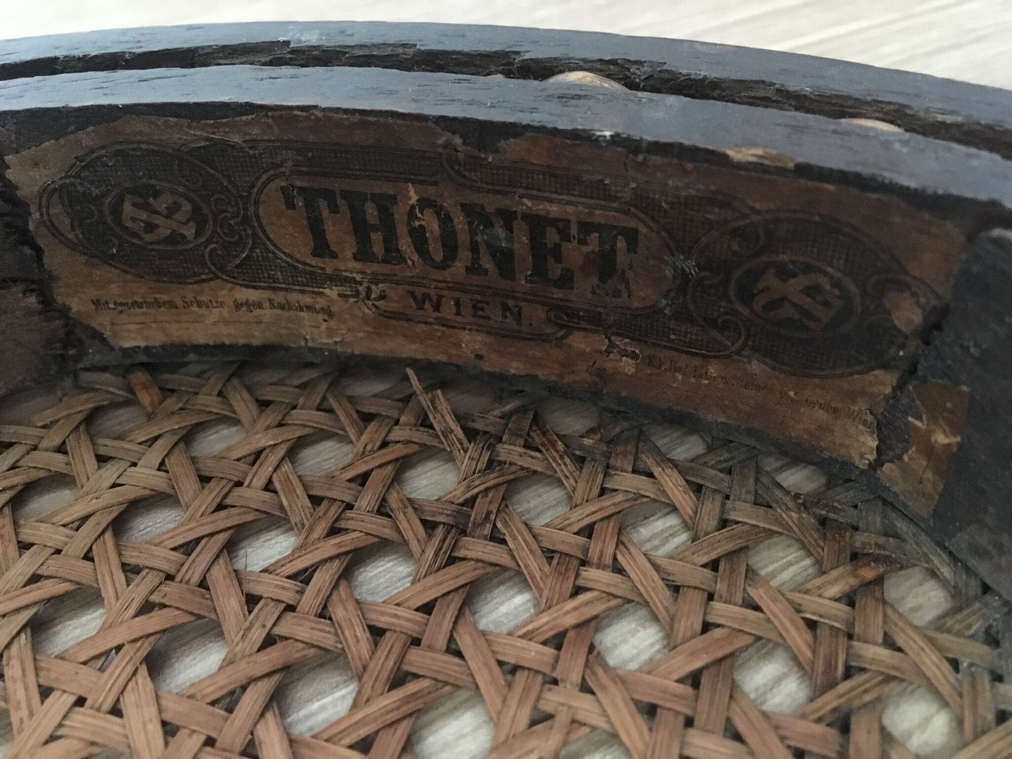 Tabouret Thonet debut du XX siècle