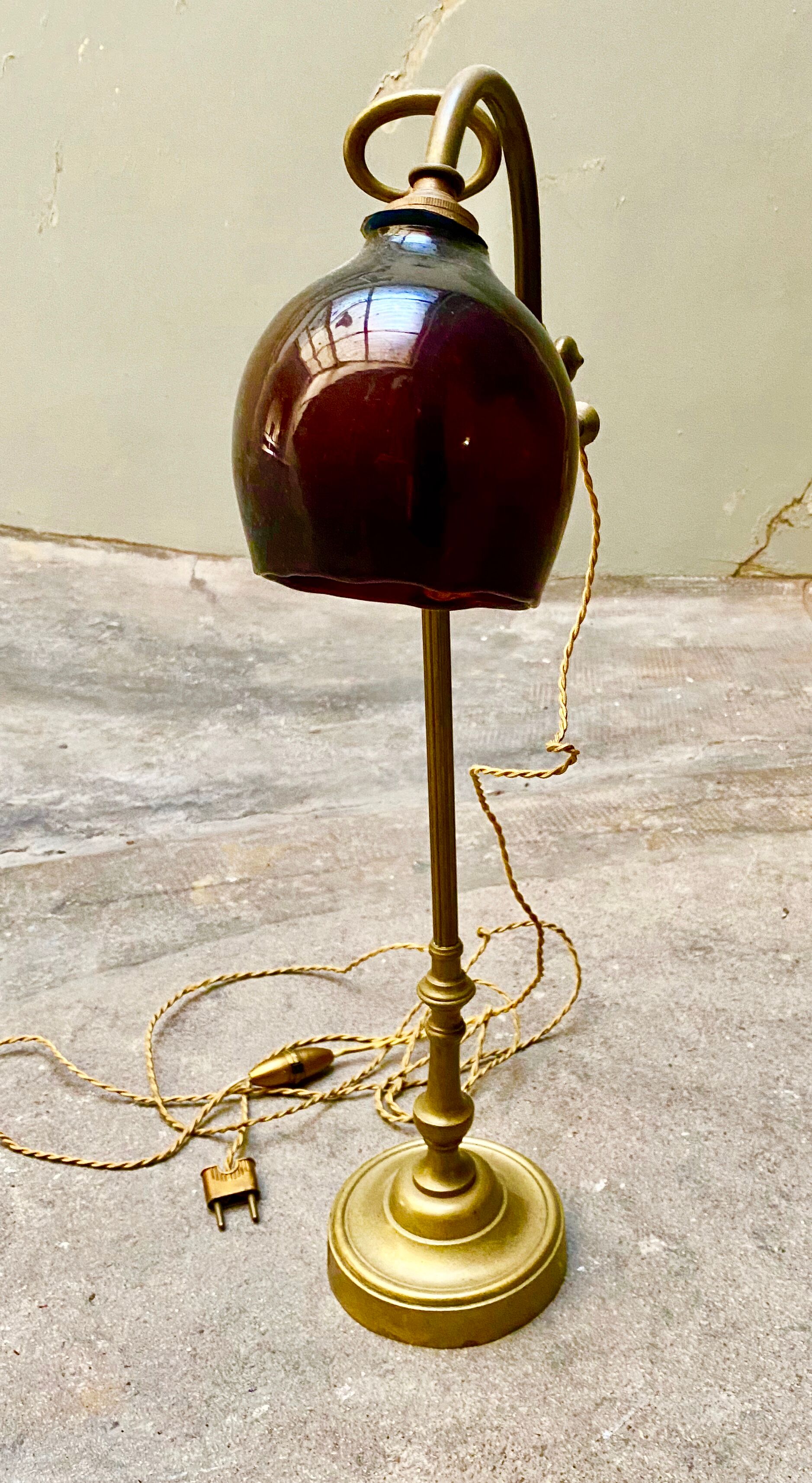 Authentic art nouveau office lamp