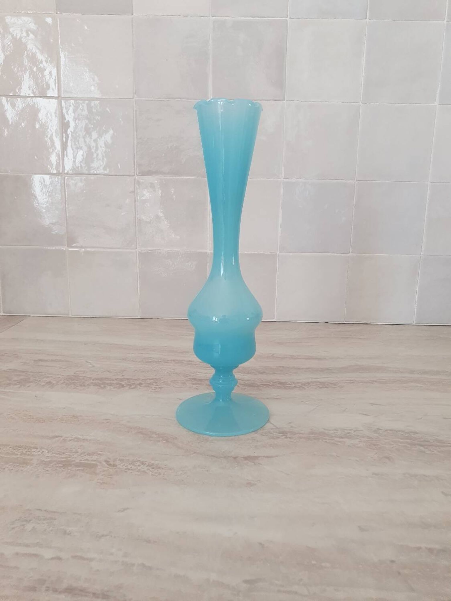 Soliflore / Vase in blue opaline glass, Florentine art