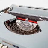 Revised Luxor 1980 typewriter