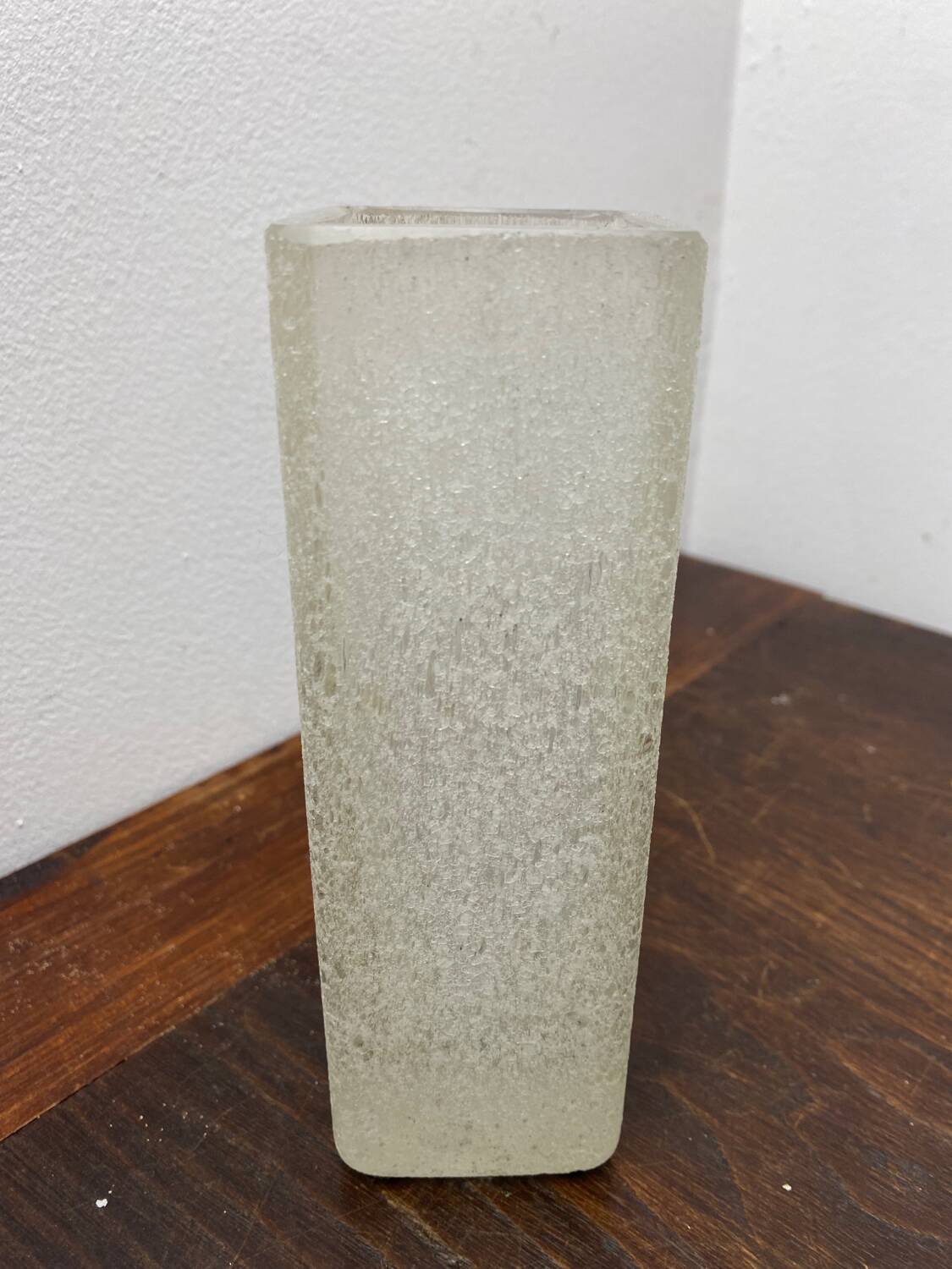 Translucent granite glass vase
