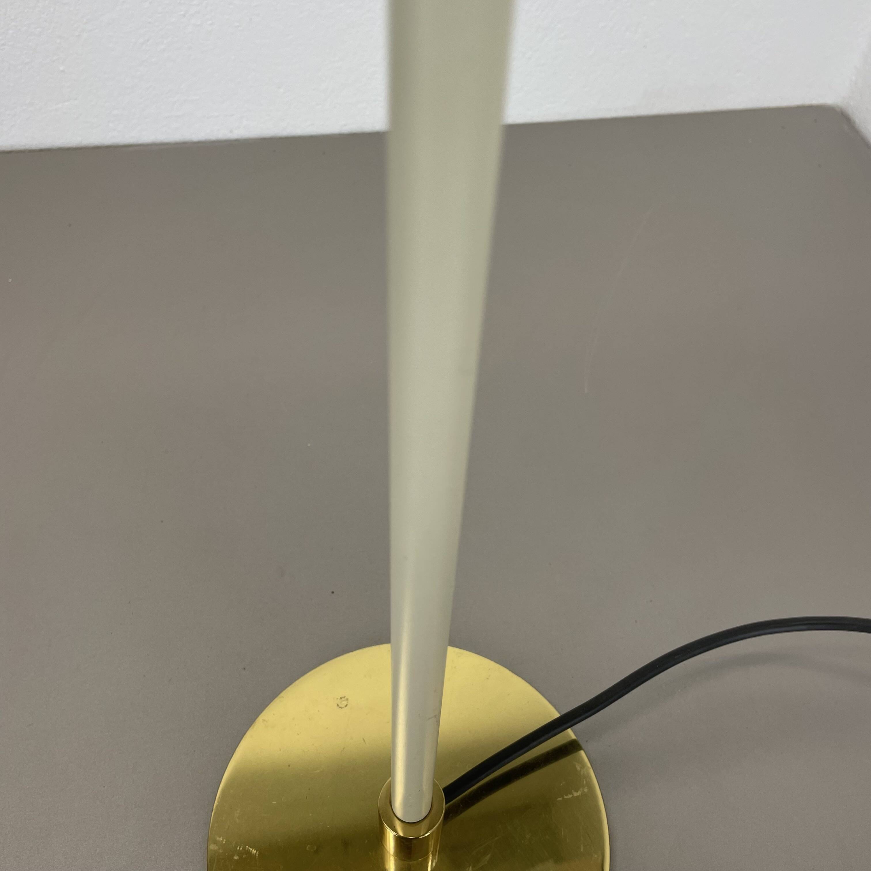 Grande lampe de table moderniste originale en laiton de 72 cm par ANTA Leuchten, Allemagne,