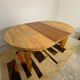 Round table with 1 extension in solid elm Regain, diameter 120 cm.