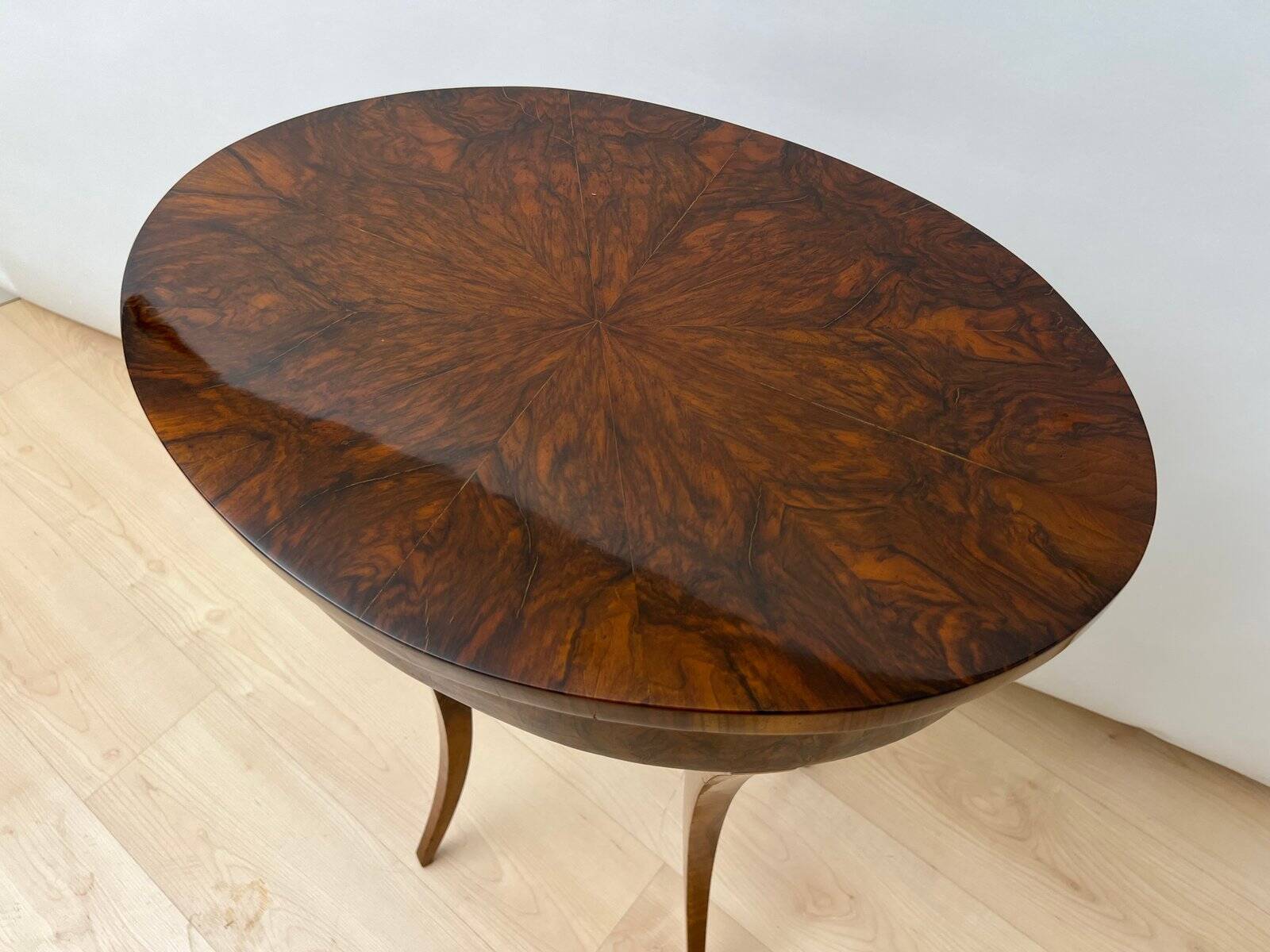Oval Biedermeier Side Table with Drawer in Walnut Veneer, South Germany, 1820