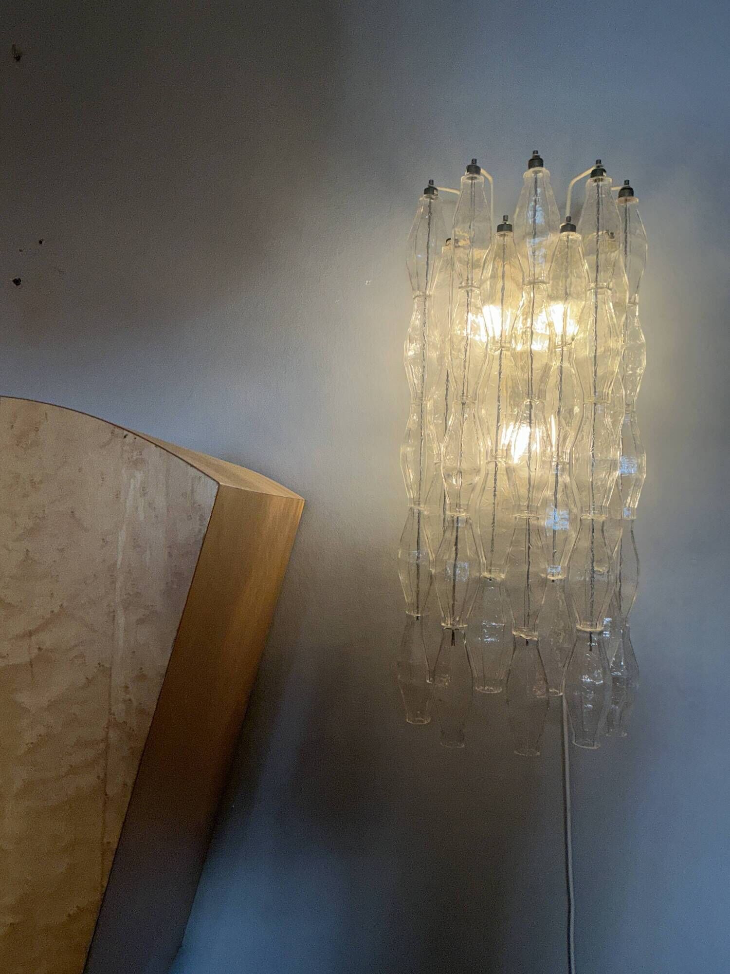 Pair of vintage Italian wall lights from the 60s by designer Carlo Scarpa.