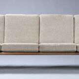 Hans J. Wegner 4-seater sofa, model GE-236/4, oak