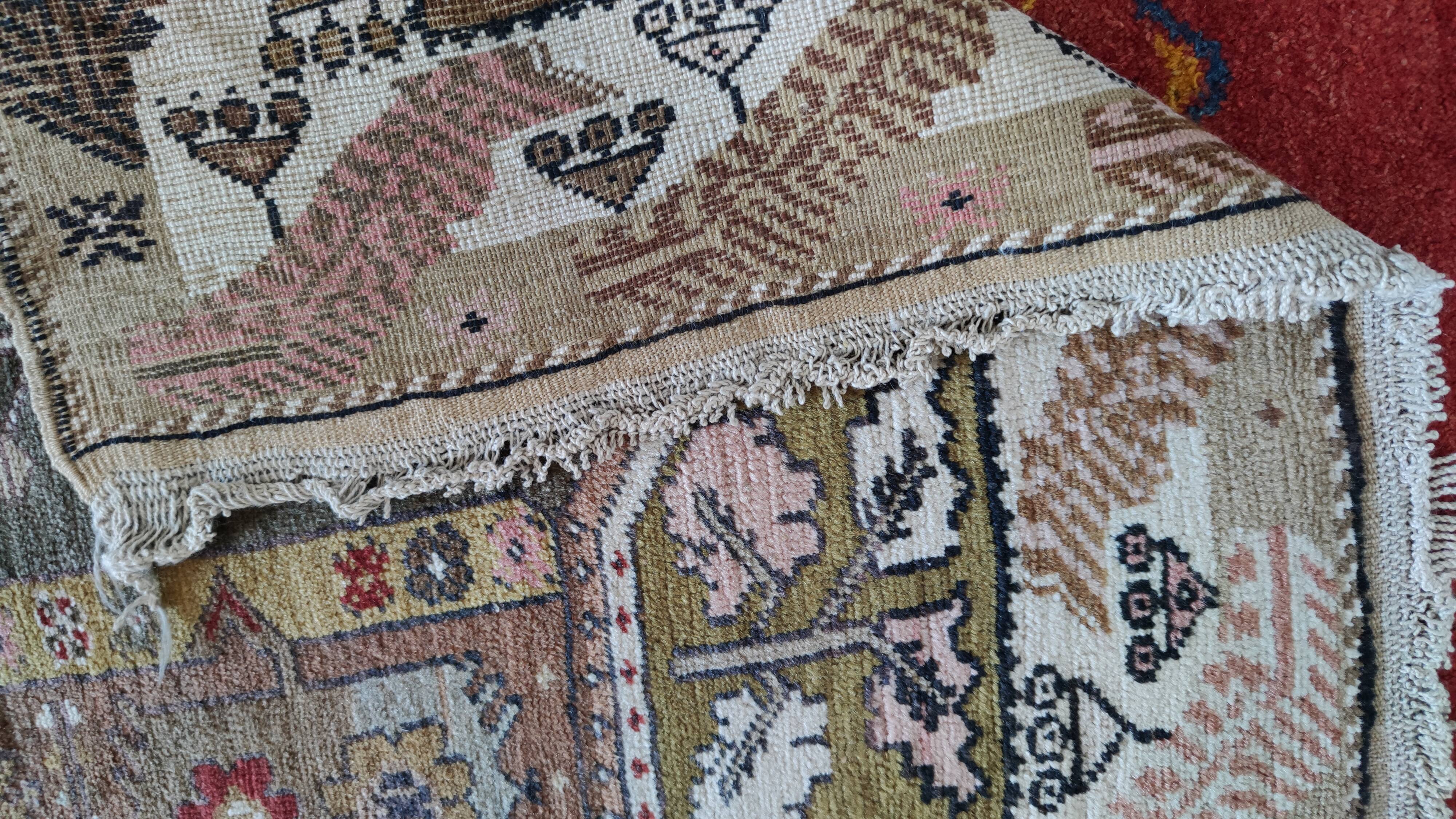 Anatolian carpet 182 x 115 cm