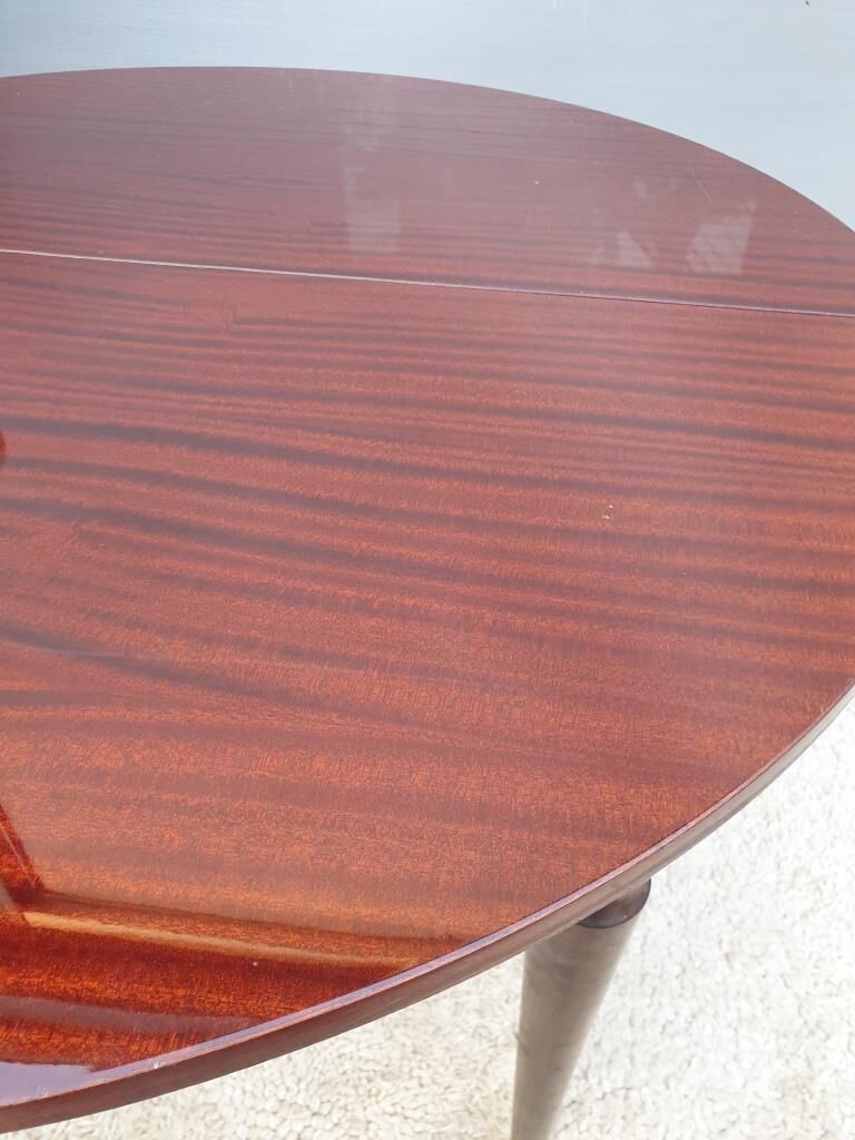 Extendable table mahogany lacquered 1960 butterfly extensions