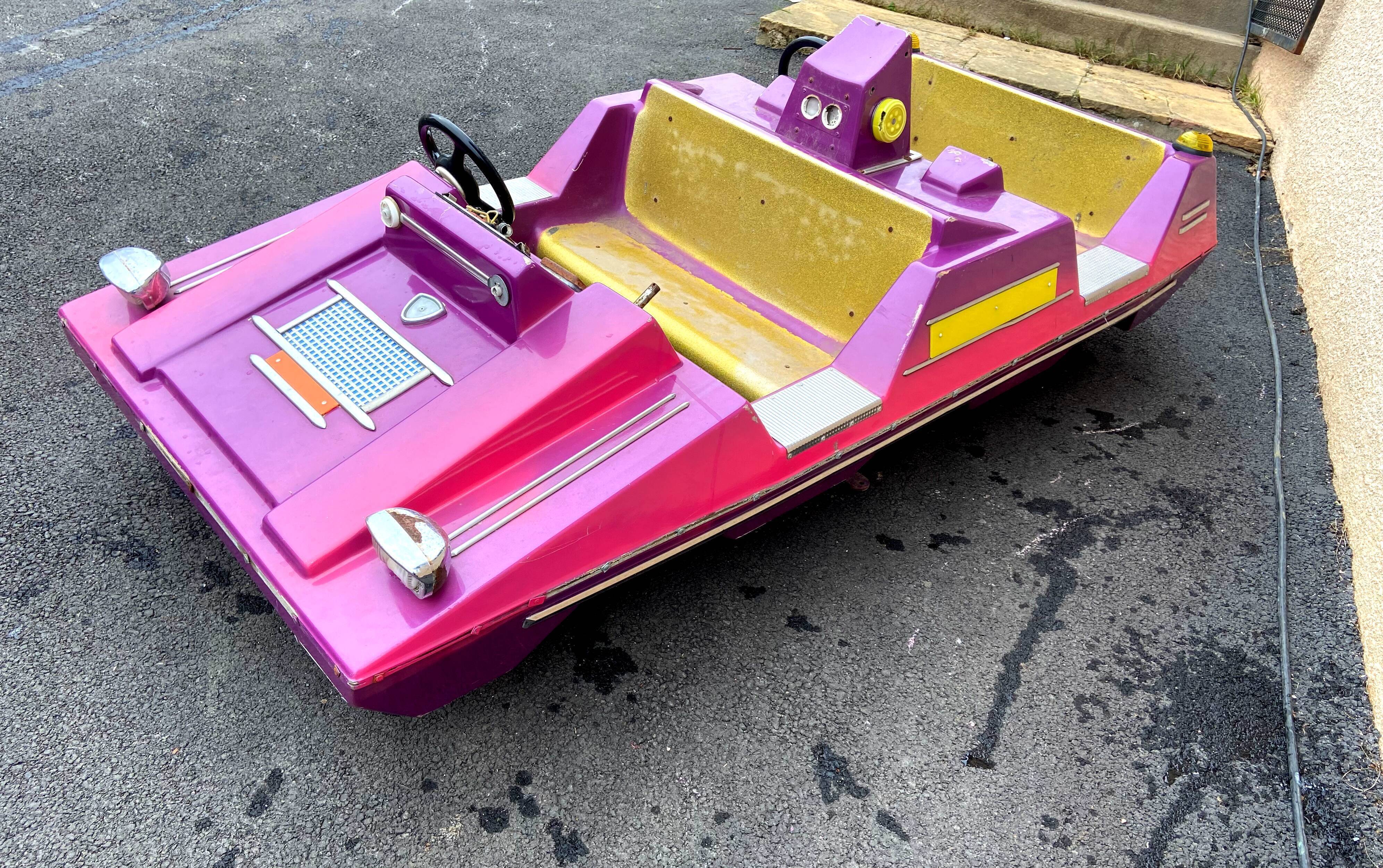 Ride subject - purple car