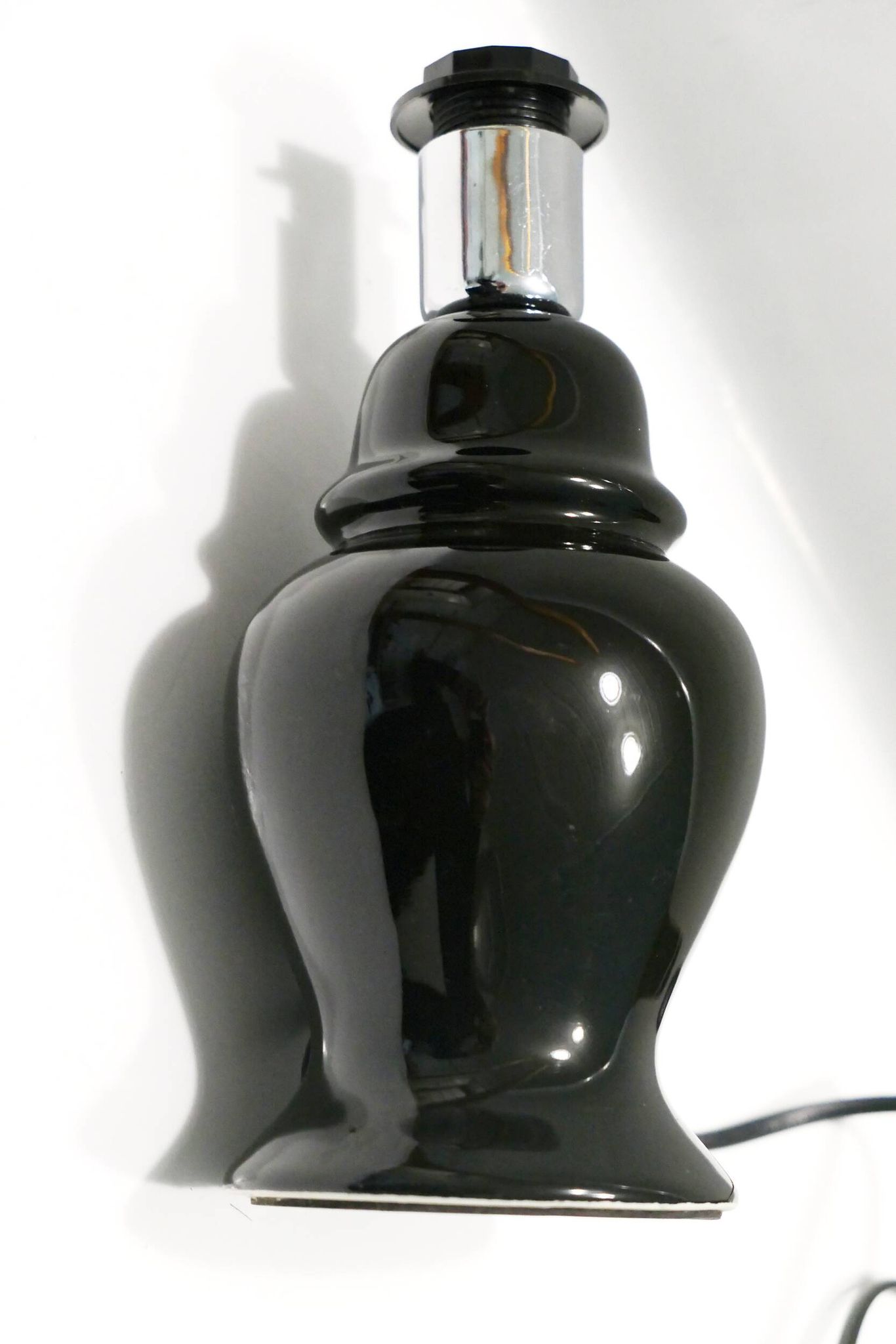 Elegant little vintage lamp base in black ceramic