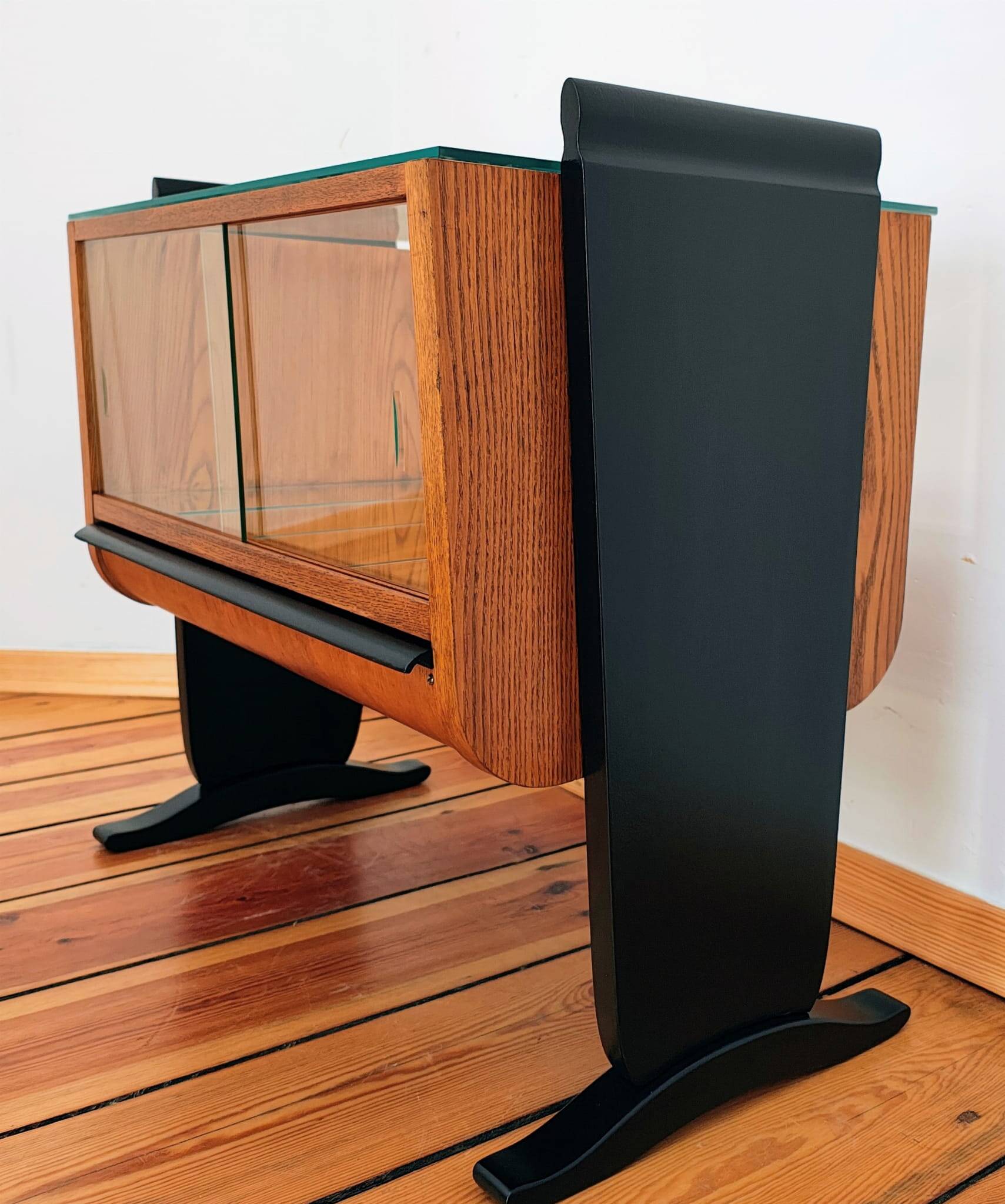 Czechoslovakian Trolley Bar by Jindřich Halabala for Up Závody, 1930s