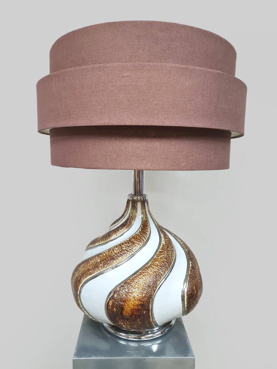 Vintage Italian design large swirl table lamp 1970 'Kremlin'