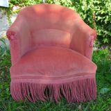 Pink velvet toad chair