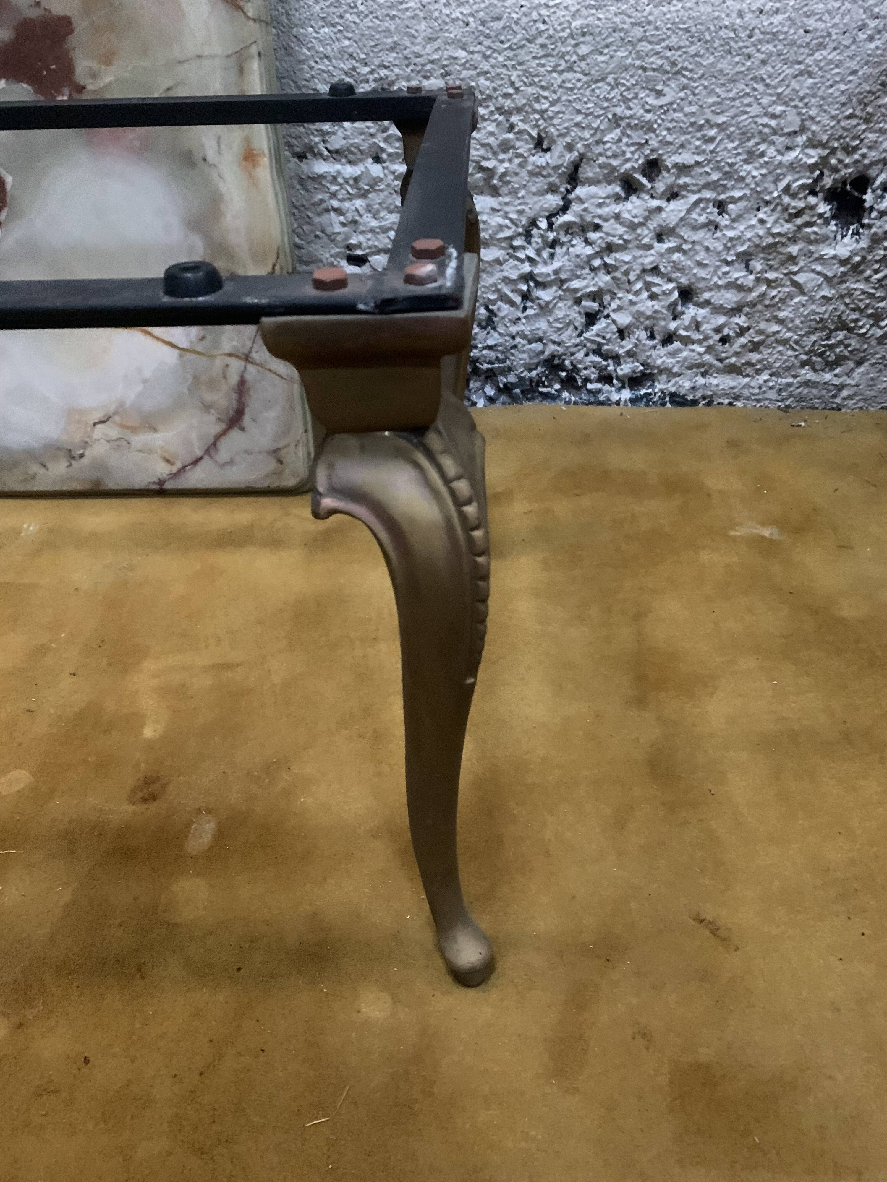 Table basse années 60 marbre/laiton