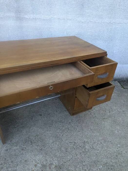 Bureau adulte
