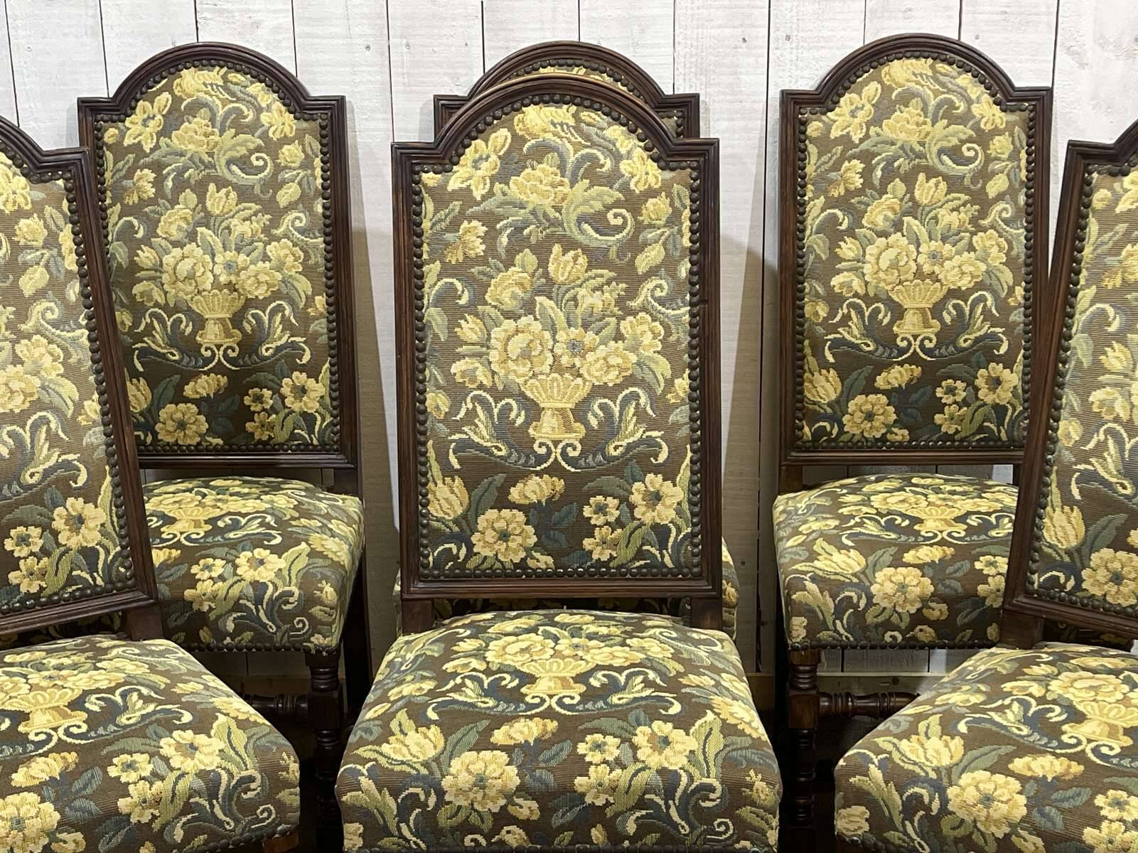 Set of 6 louis xiii beech chairs from the 1950s