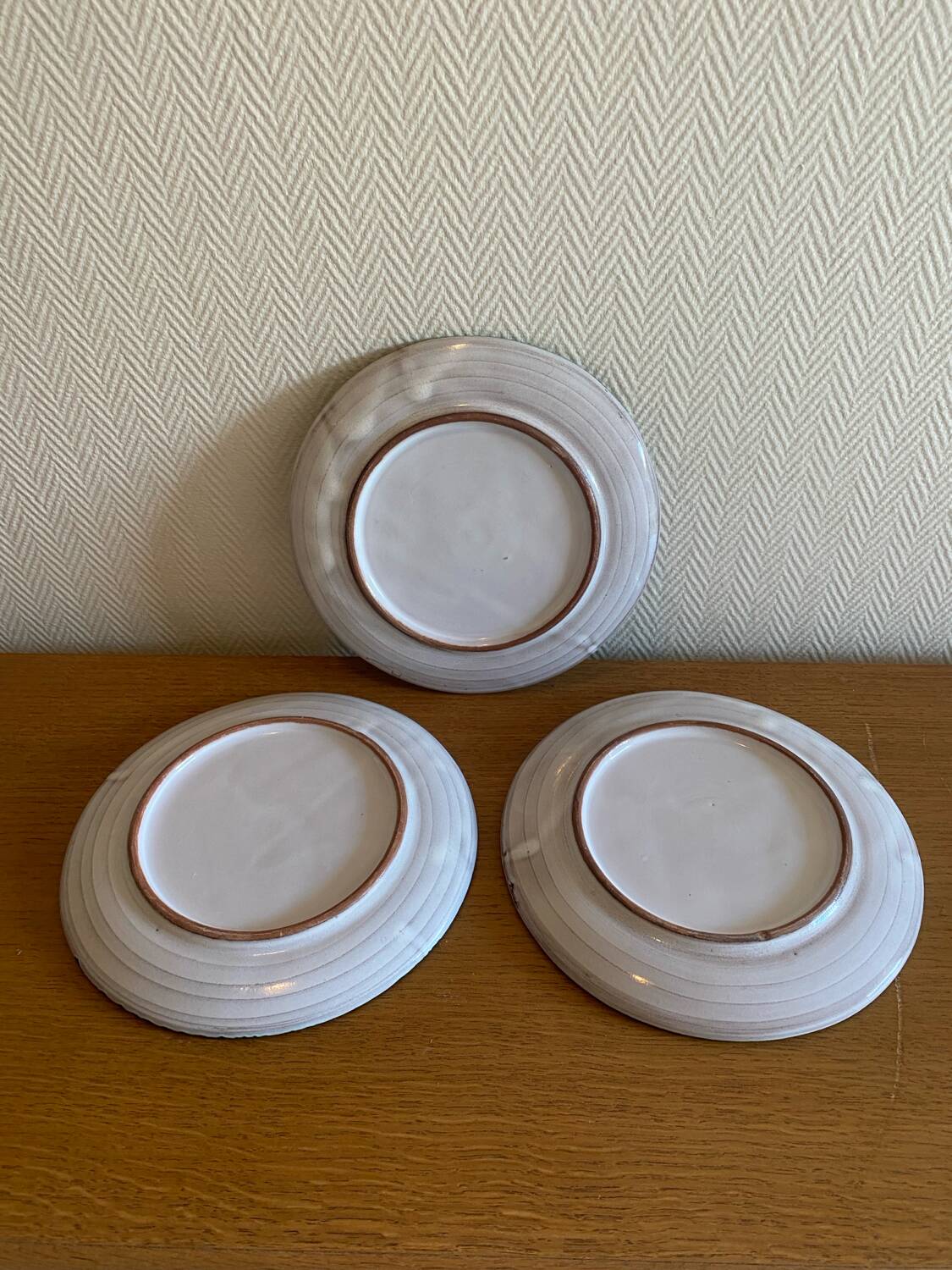 Vintage plates with thistle decor