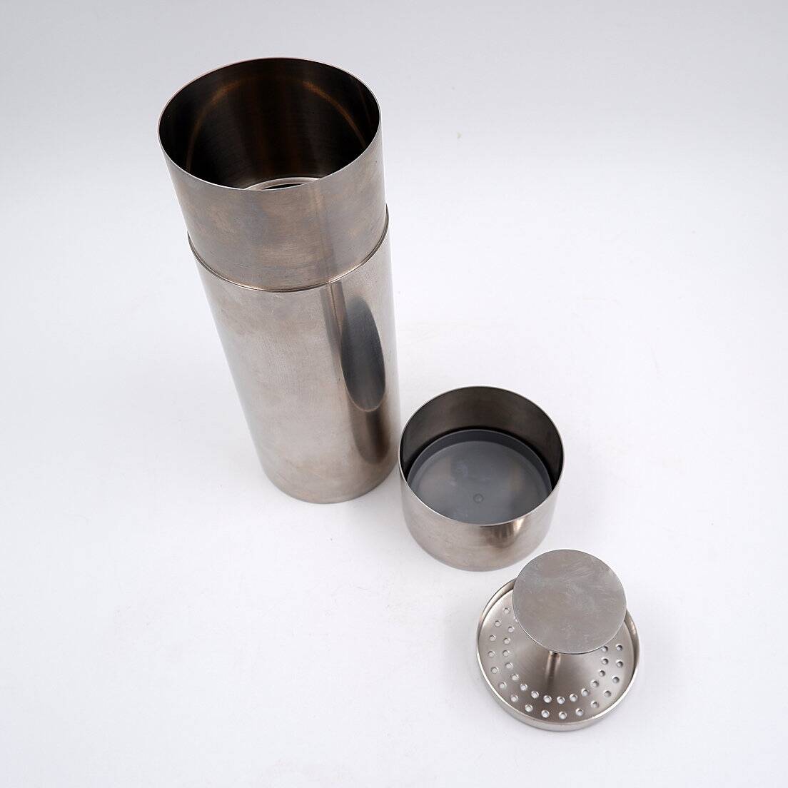 Arne Jacobsen's Cylinda cocktail shaker, 1960s