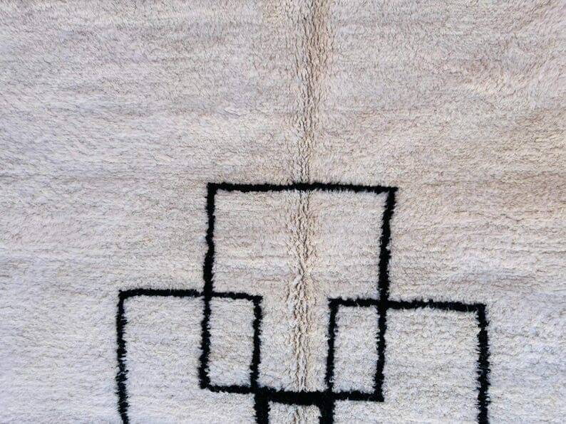 Moroccan rug, size 150x250 cm