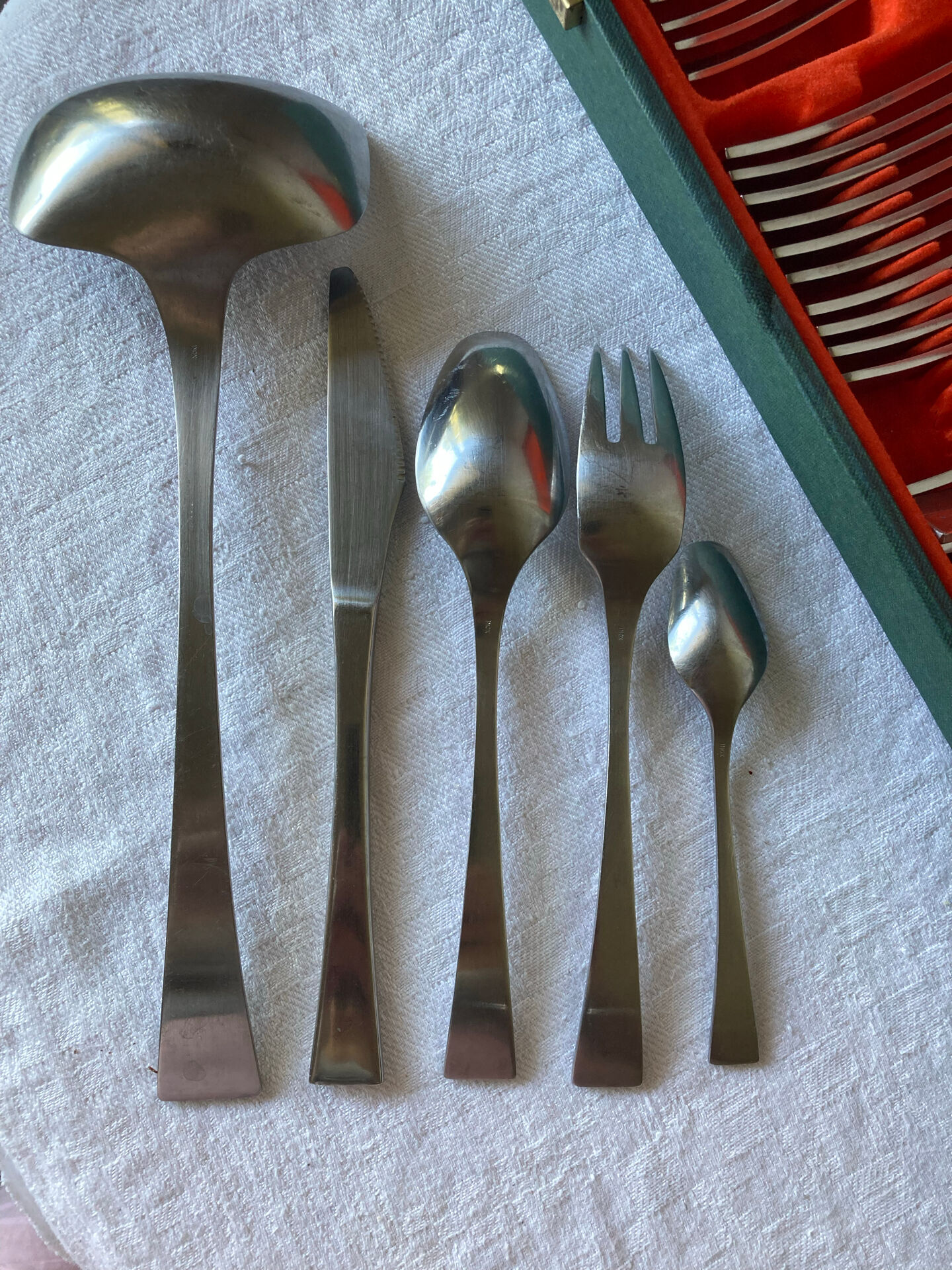 Ménagère vintage en inox Guy Degrenne, modèle Jet