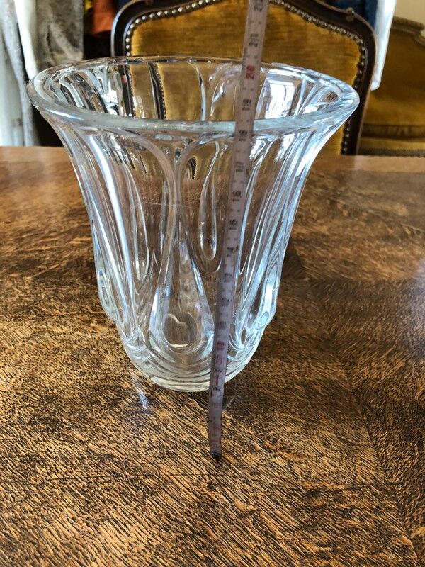 Glass vase