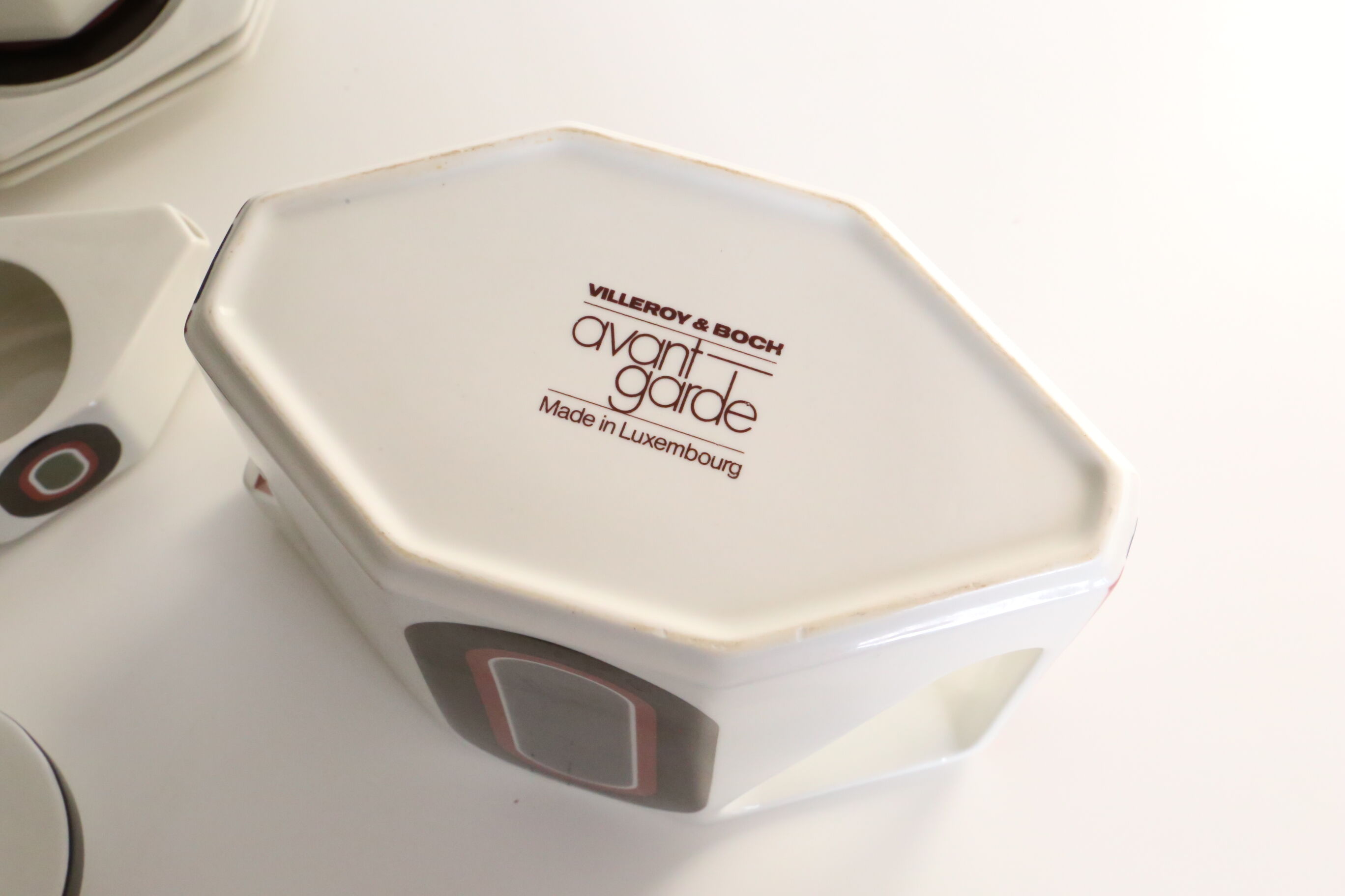 Coffee service from the Villeroy and Boch avant-garde range