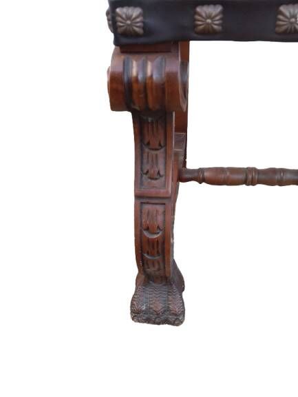 Set of 4 Spanish Renaissance chairs from the 19th century - carved wood with waffle leather.