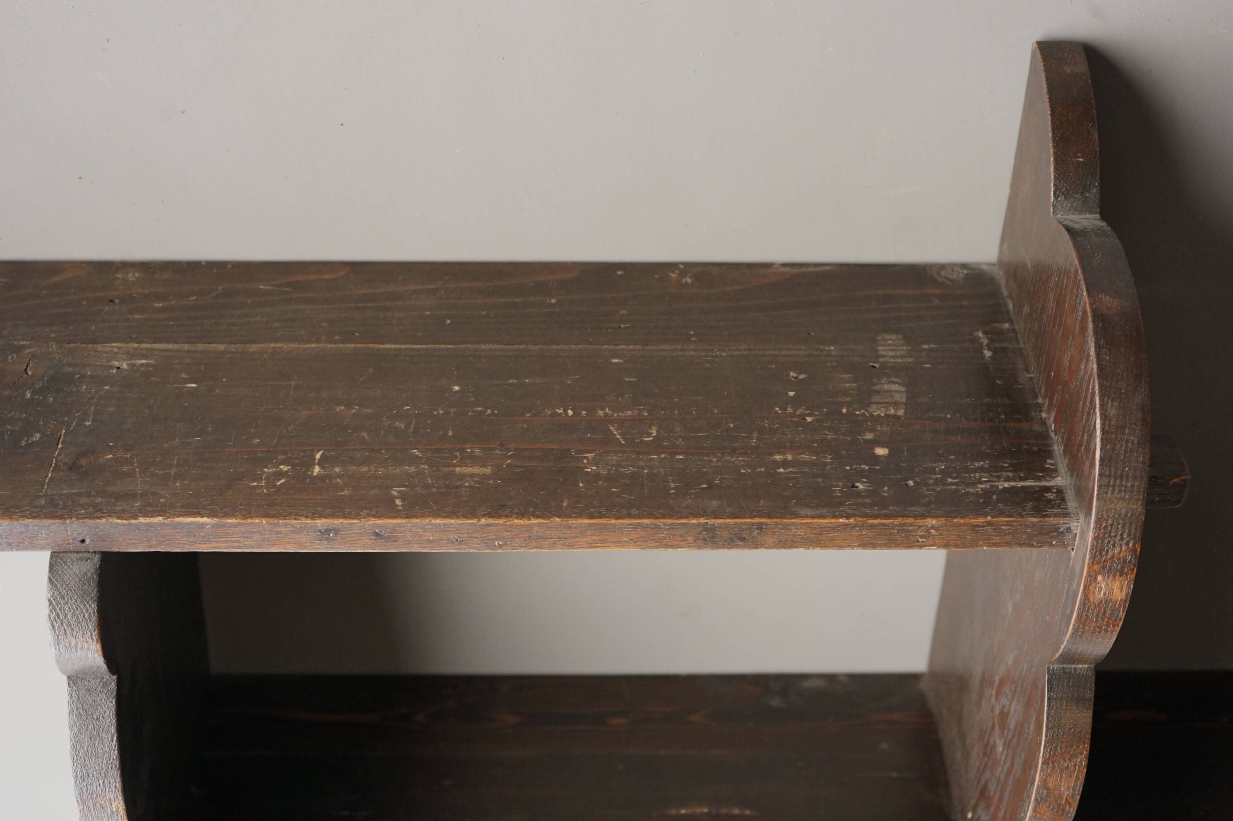 Étagère hollandaise en bois massif en forme de nuage, années 1930