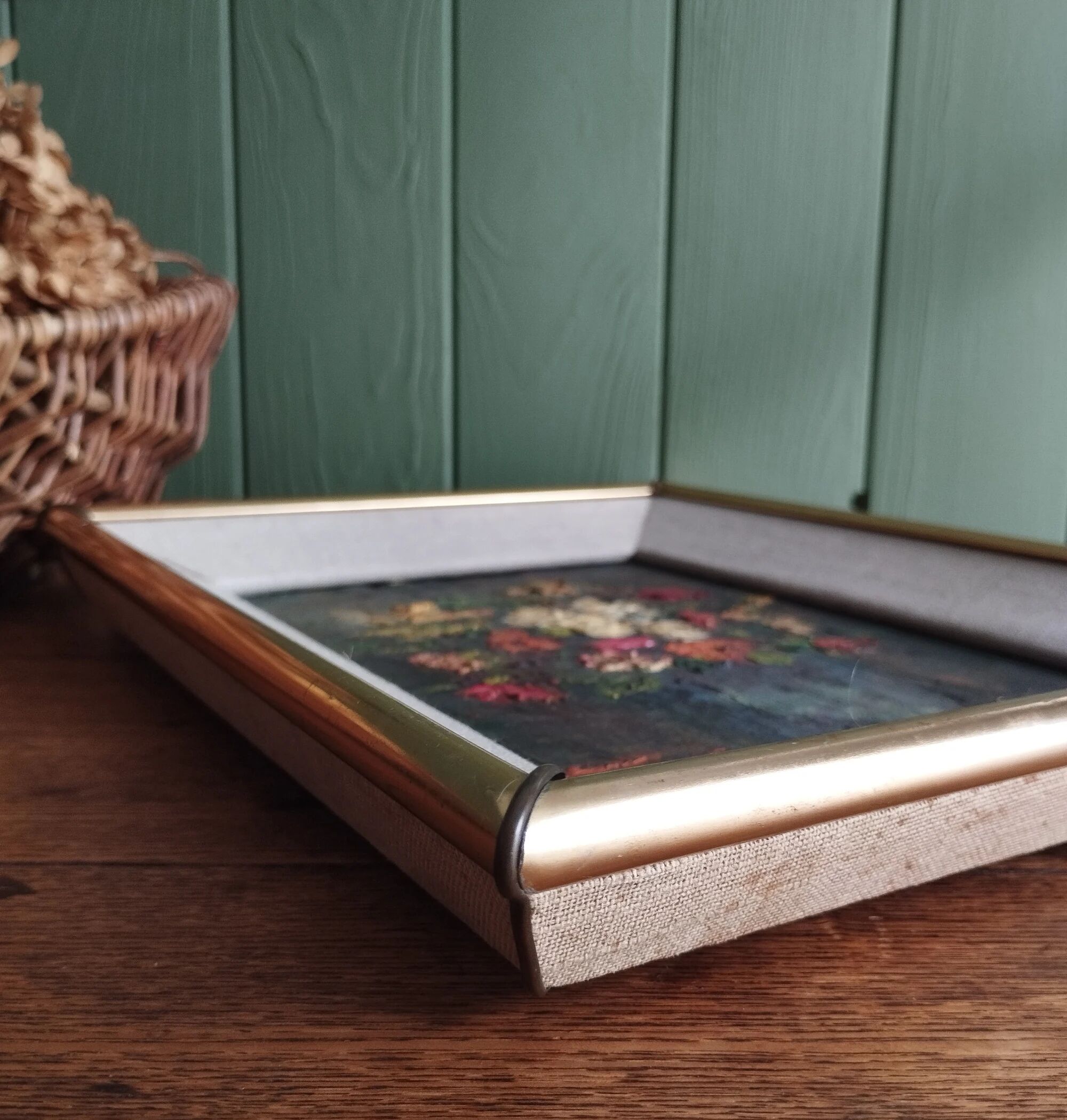 Bouquet de fleurs - Huile sur toile encadrée.