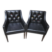 Paire de fauteuils en cuir noir, années 50