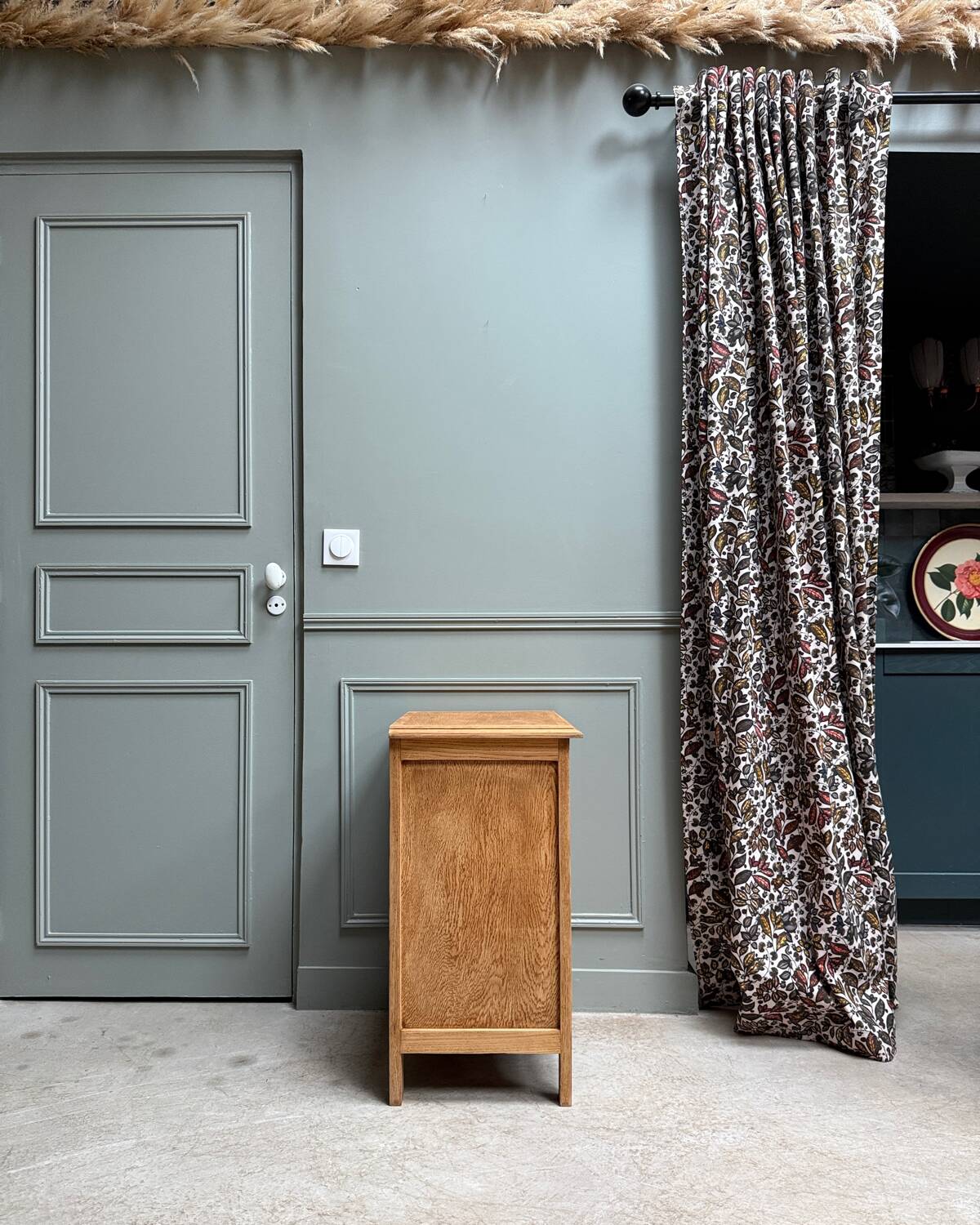 Small Art Deco jam cabinet in oak (renovated)