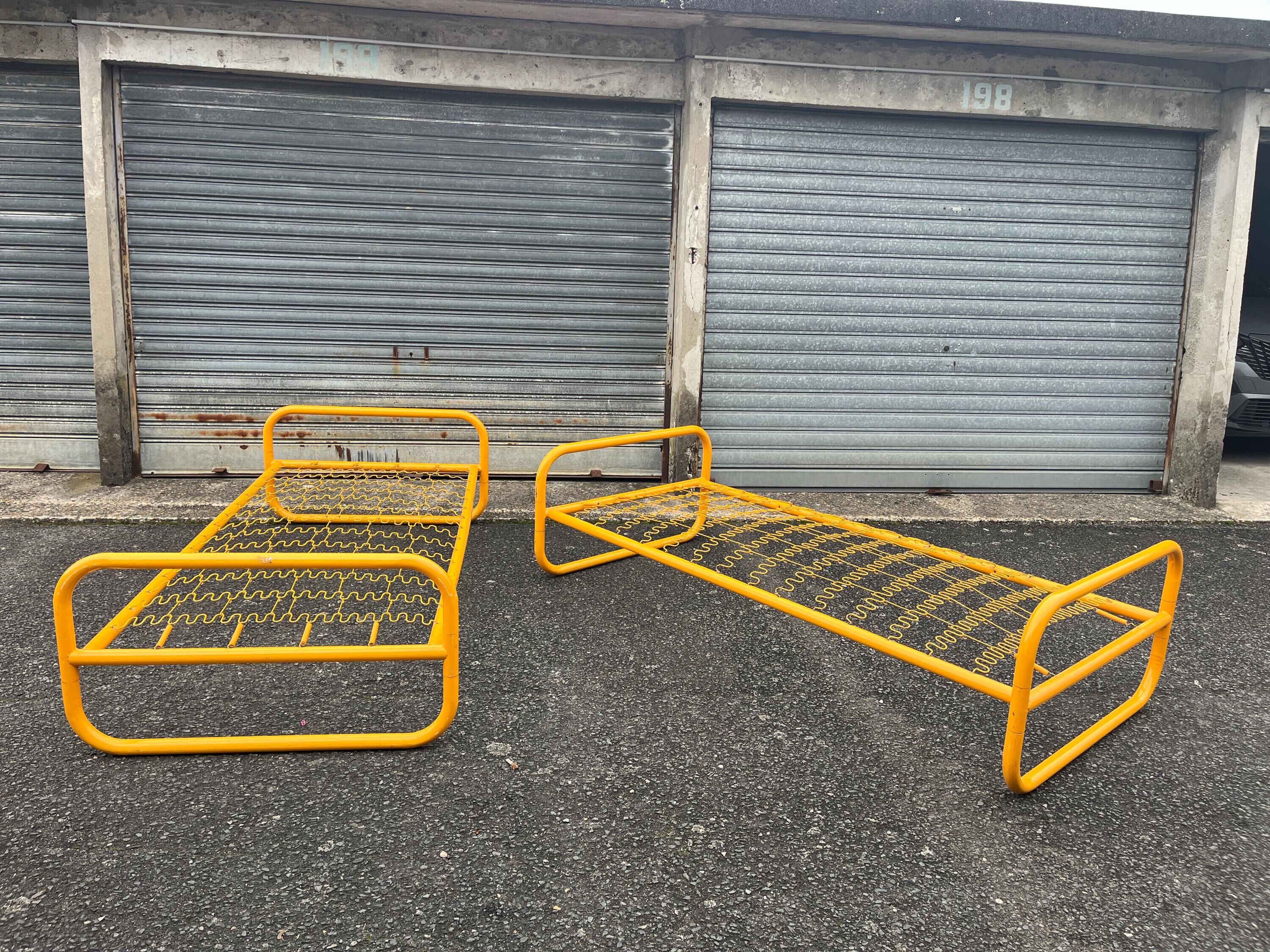Pair of metal beds by Marc Berthier, Twenty Tube collection, 1972