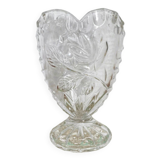 Vase allemand en cristal et forme de cœur