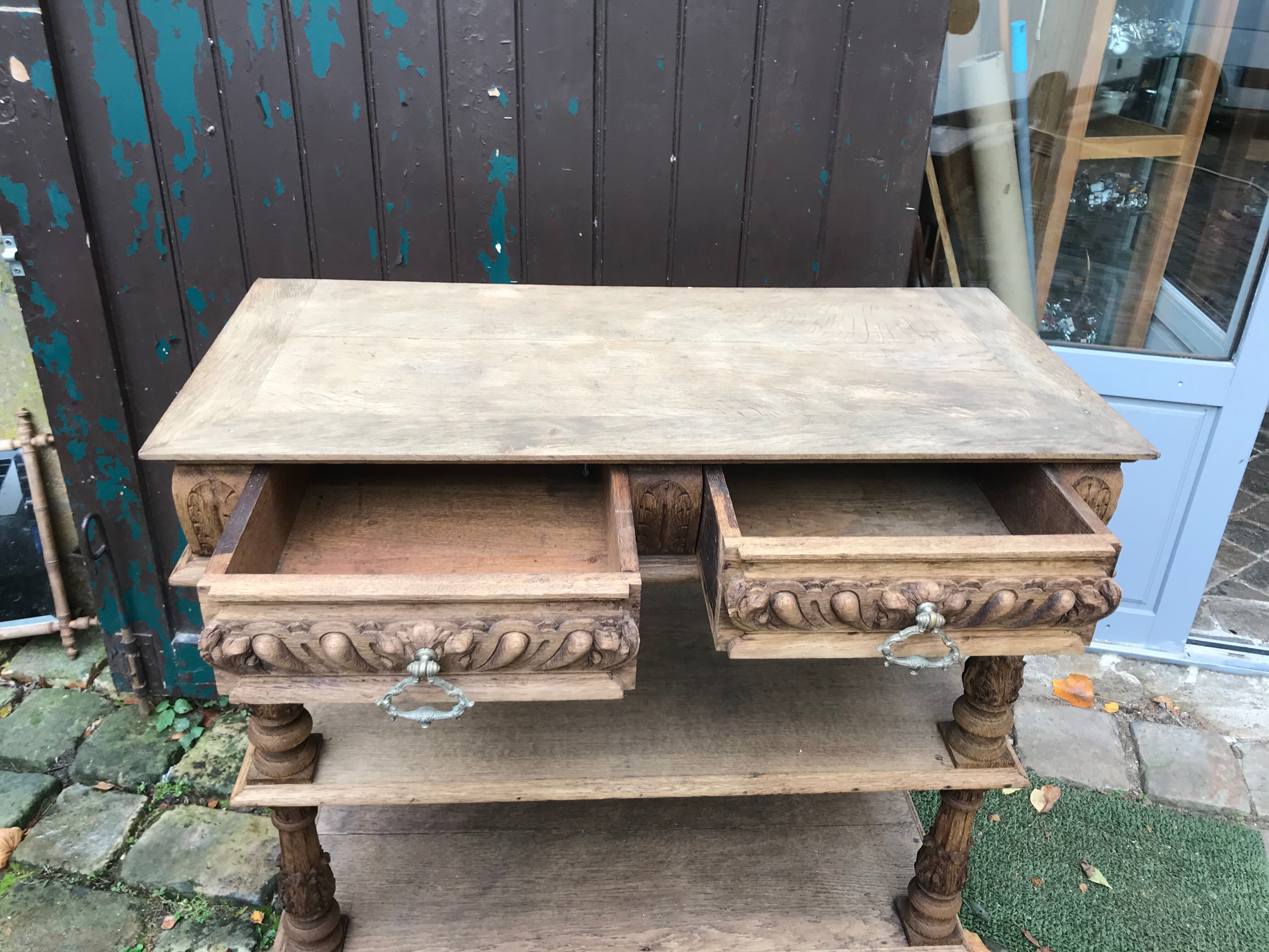Oak console