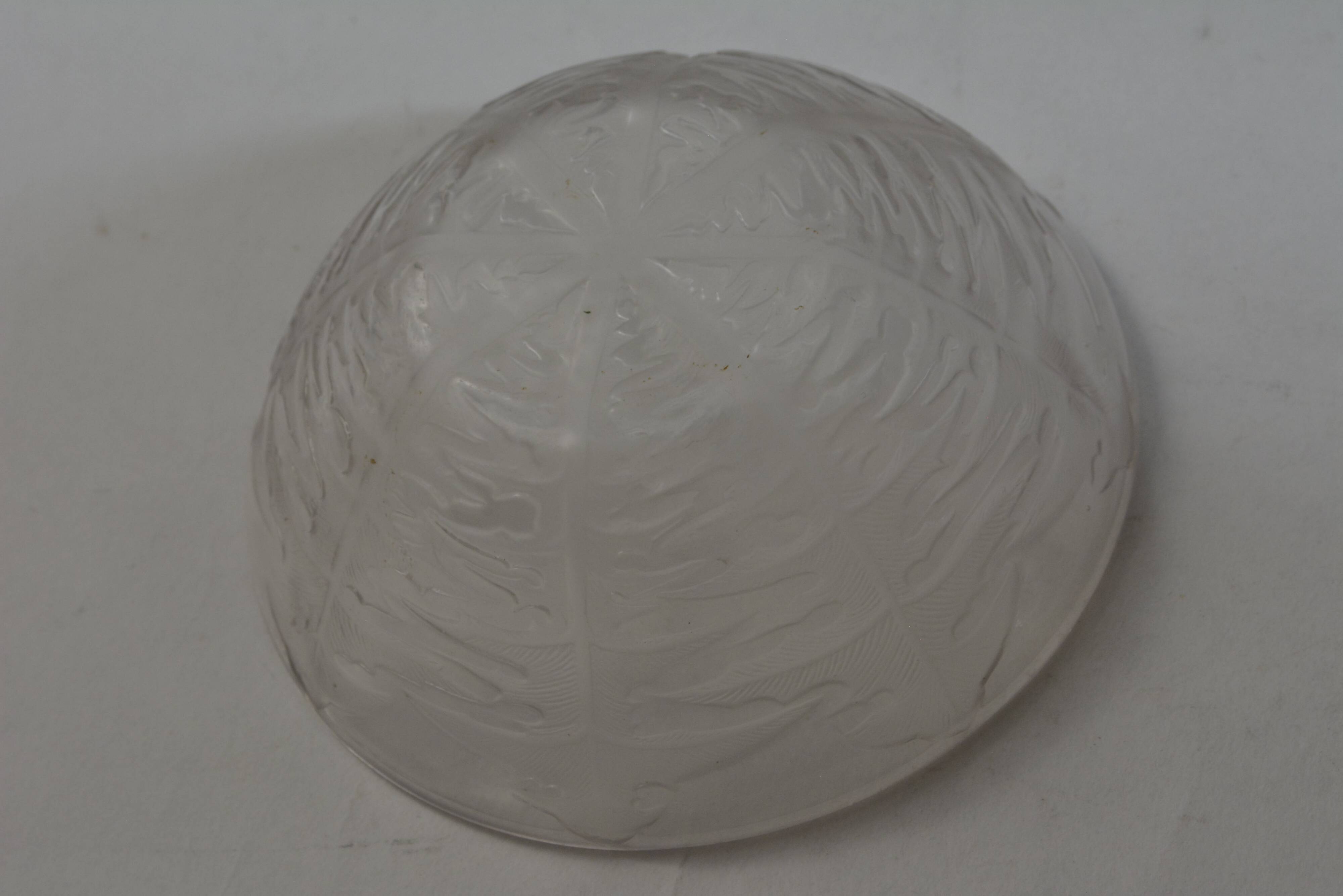 Suite of 3 crystal thistle cups - René Lalique.