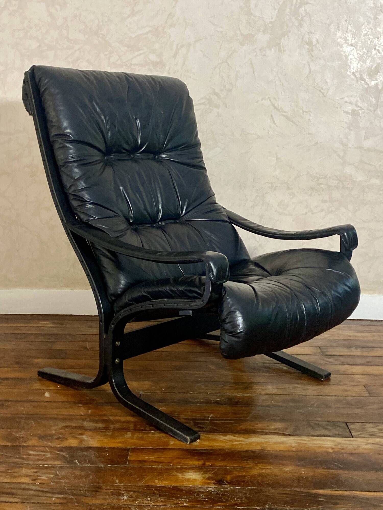 Pair of vintage Westnofa Siesta armchairs by Ingmar Relling 1960.