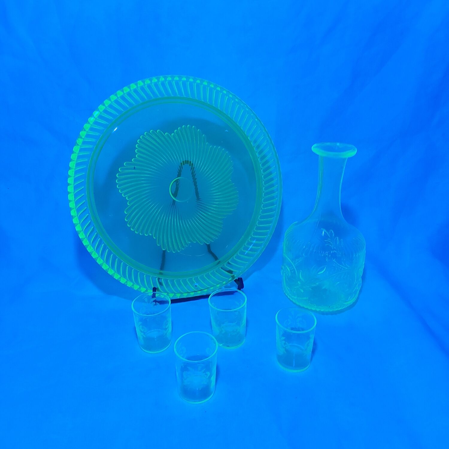 Uraline shot service: tray, carafe and 4 glasses