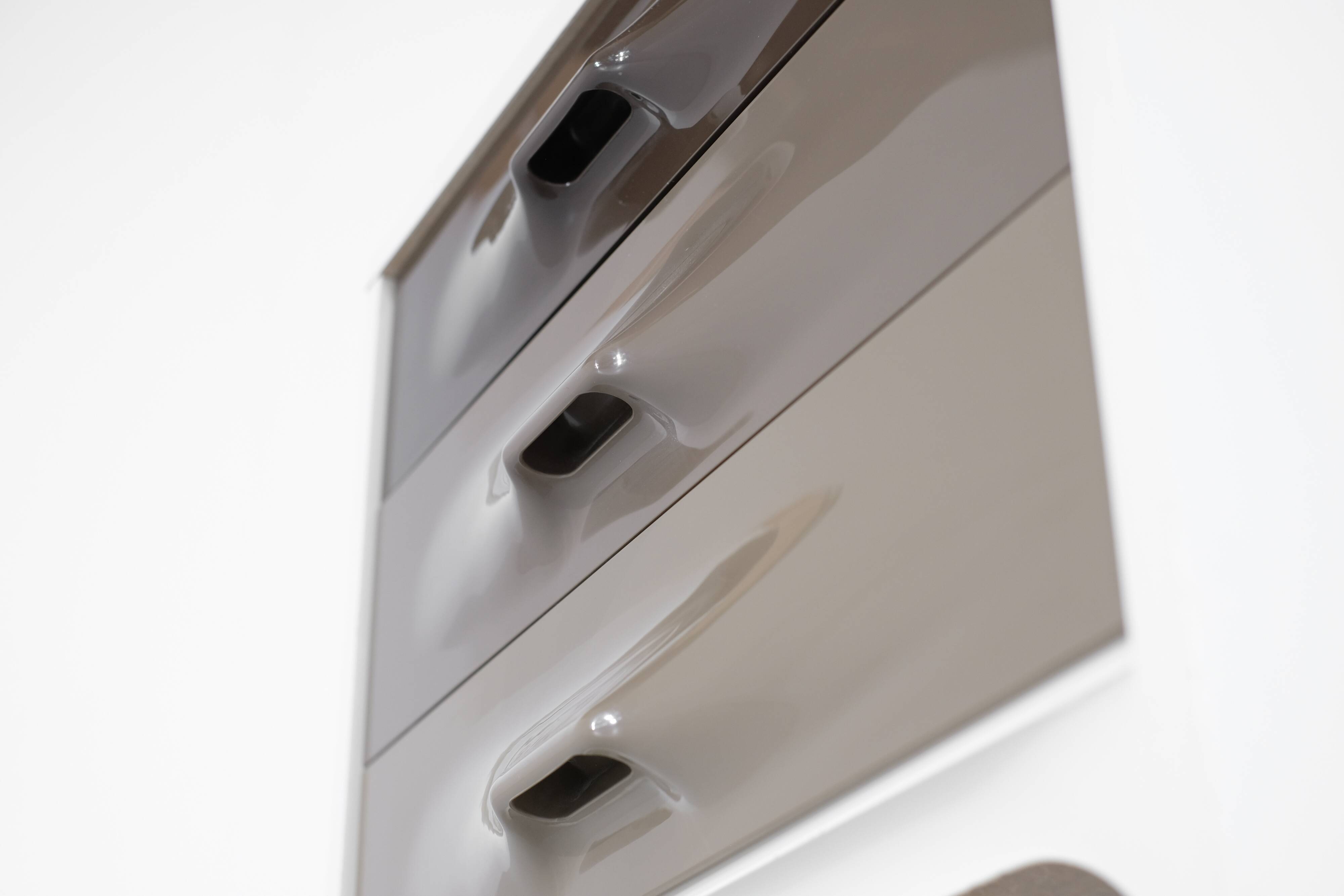 Nightstand "DF2000" by Raymond Loewy for Doubinsky Frères, France,
