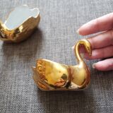 2 golden swans