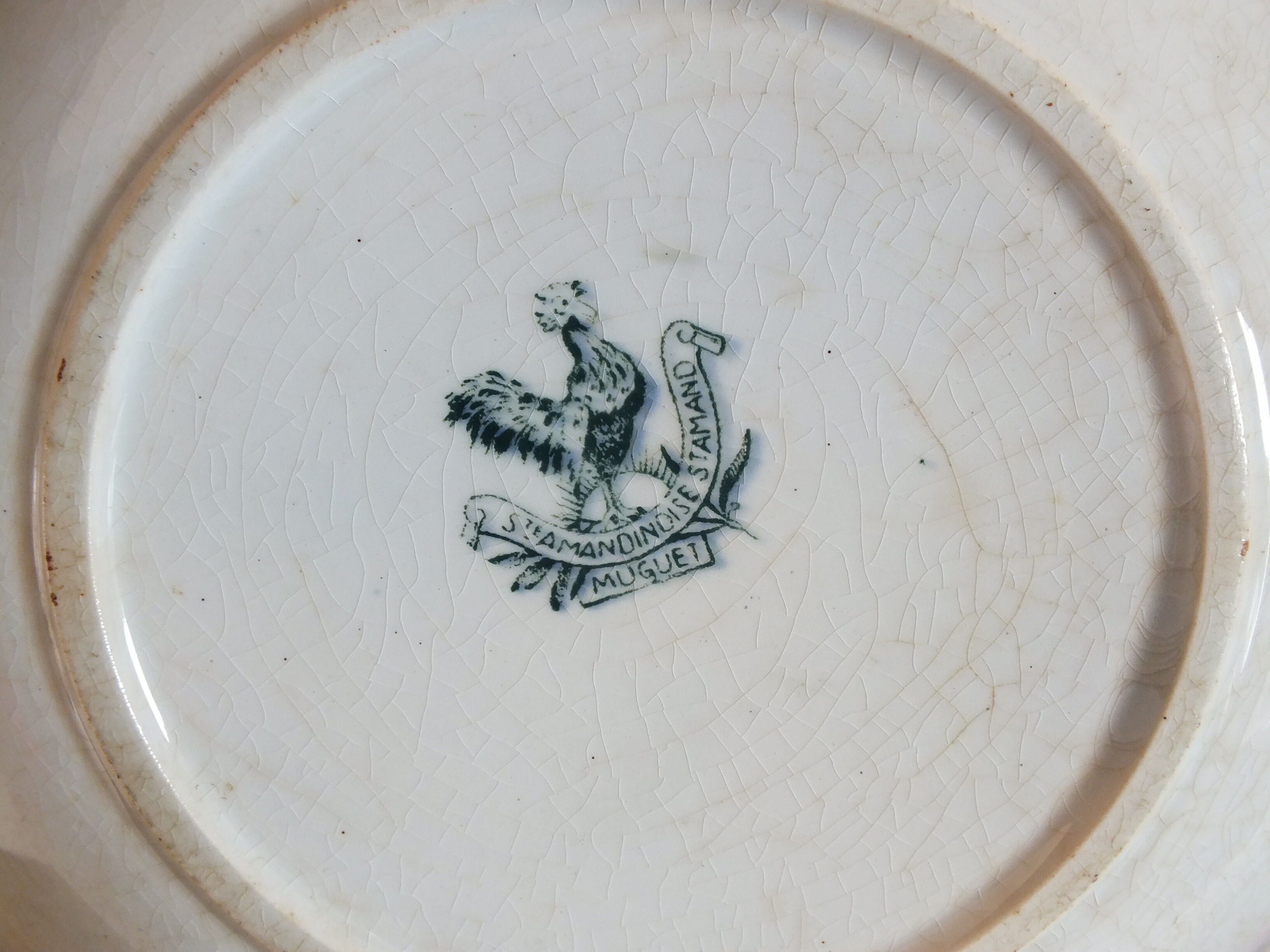 3 plates caps in Terre de Fer Saint Amand service Lily of the valley