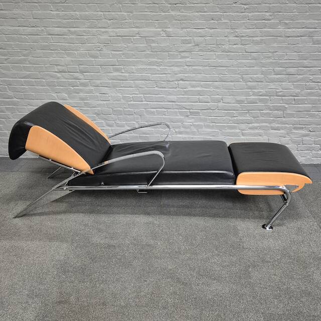 Black leather lounge chair futuro 3 by massimo iosa ghini for moroso - italy 1980's