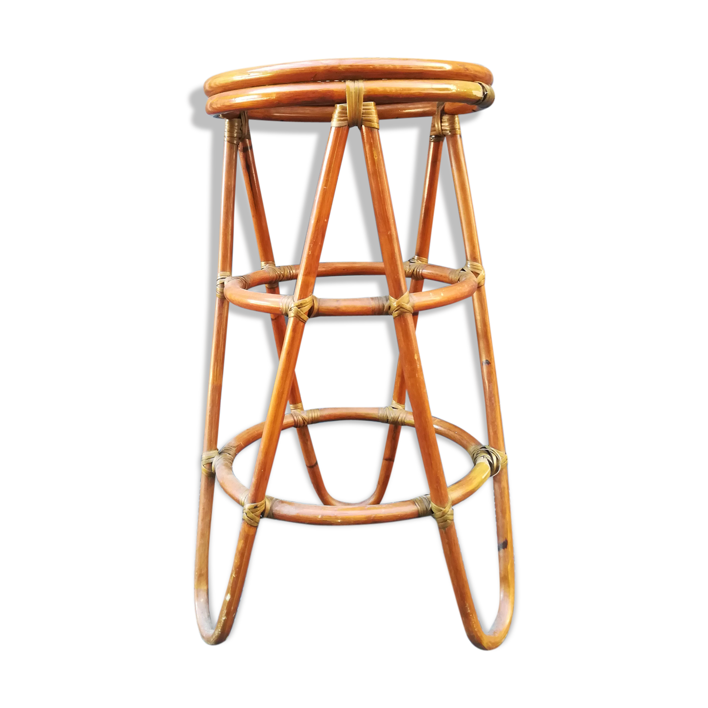 Saddle in rattan and caning