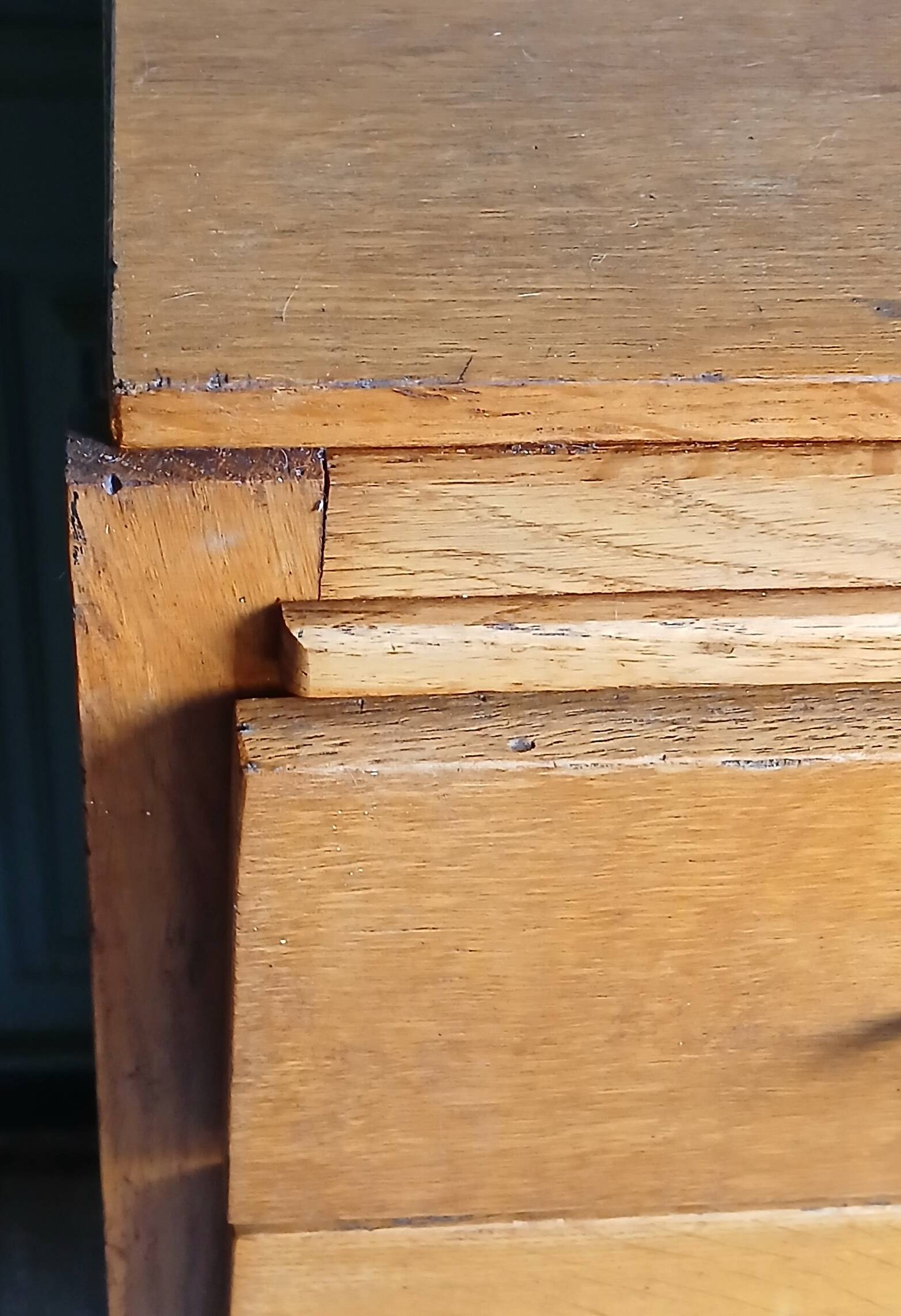 Commode pieds compas chêne blond 1950