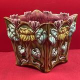 Barbotine flower pot with cyclamen floral decoration - Onnaing - Height 16 cm