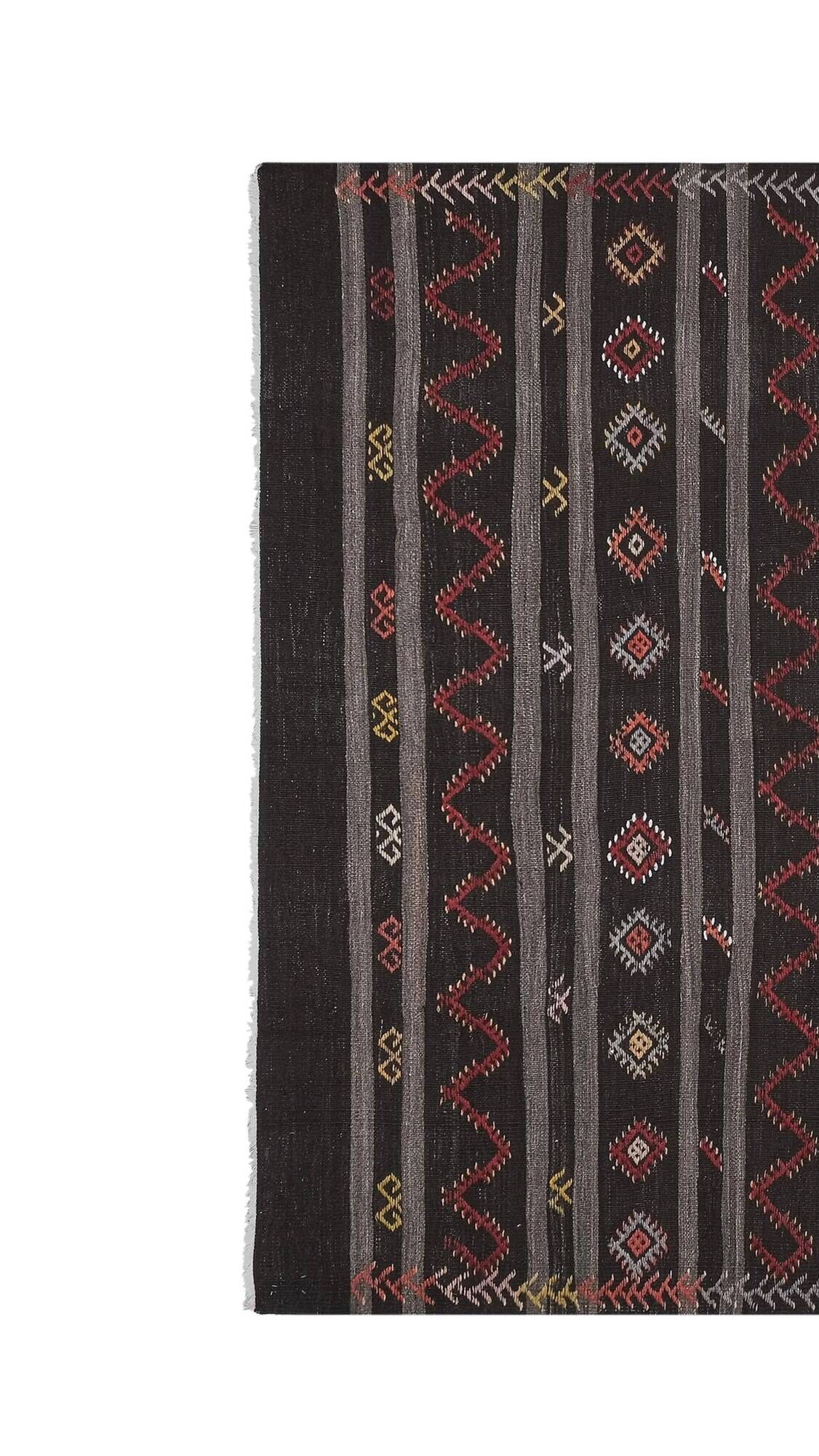 Vintage Turkish kilim, handwoven, 227x324 cm.