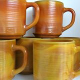 6 Arcopal coffee mugs in very good condition